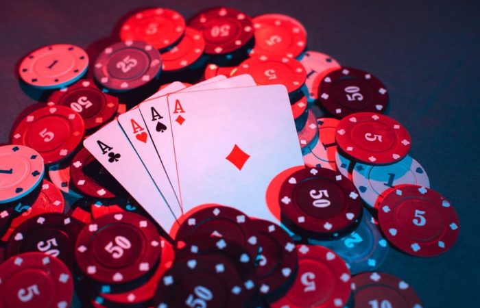 Real Time Dealer Experiences Making Online Casino Play Feel More Social