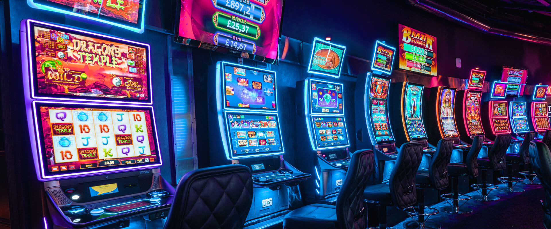 The Benefits of Playing Online Slots